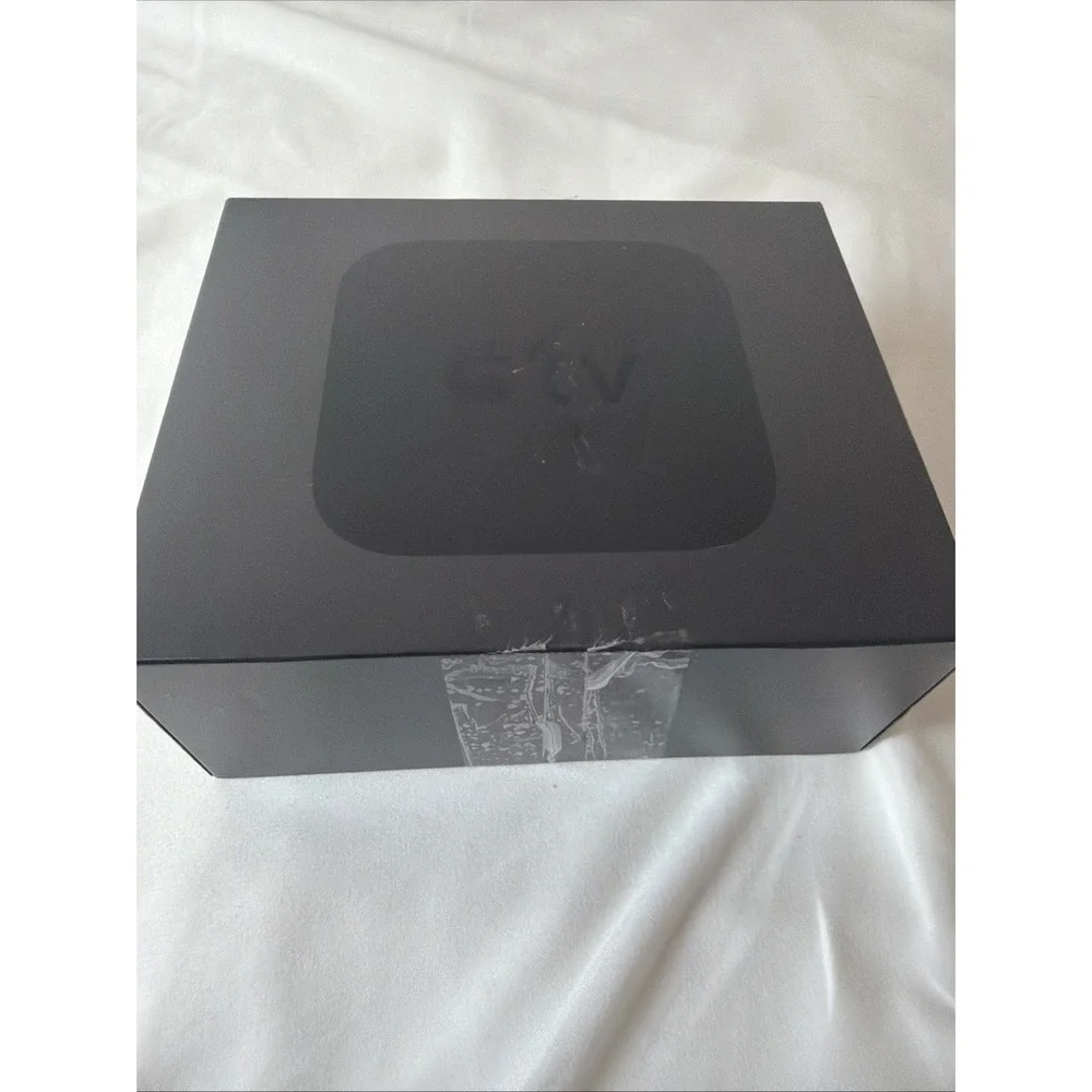 Apple TV A1625 MGY52LL/A HD 32GB Media Streamer 4th Generation